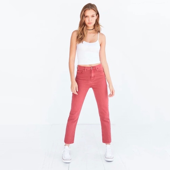 BDG‎ Red Wash Girlfriend Monochrome High Rise Crop Jeans Size 24 - Picture 1 of 8